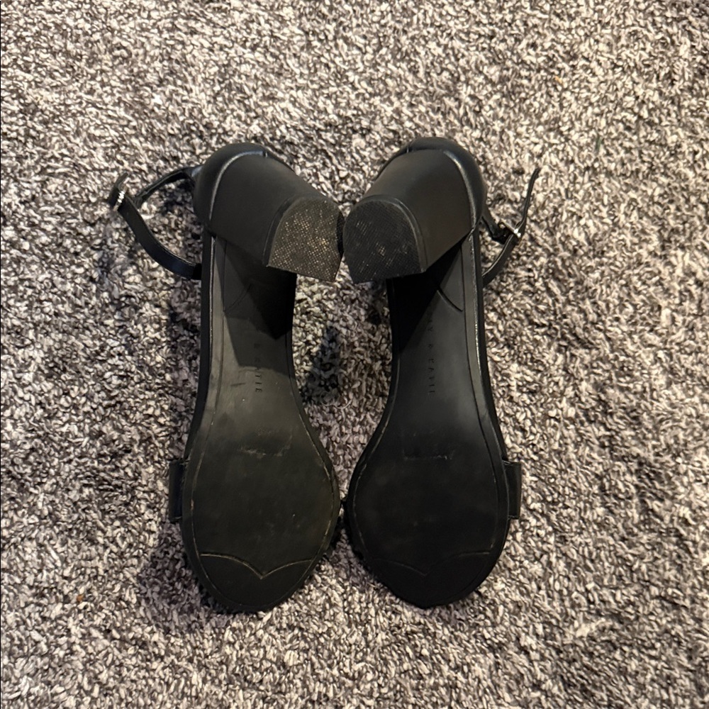 Kelly & Katie Hailee Black Women's Sandals - Size 8 - Picture 6 of 7